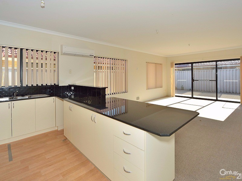 1/9 Blossom Place, Coodanup WA 6210