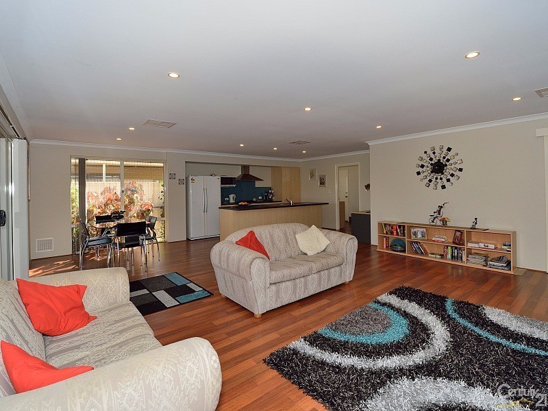 49 Len Howard Drive, Erskine WA 6210