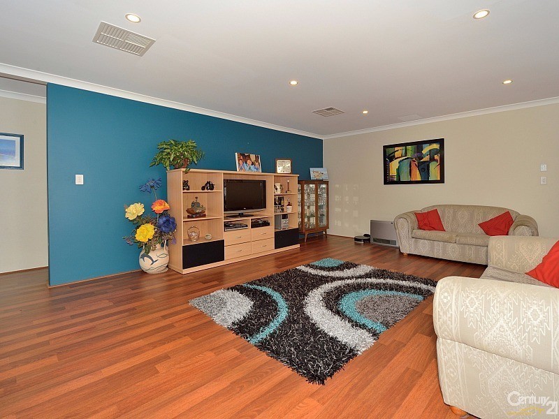 49 Len Howard Drive, Erskine WA 6210