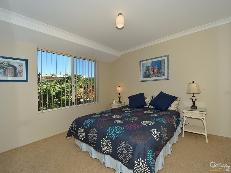 49 Len Howard Drive, Erskine WA 6210