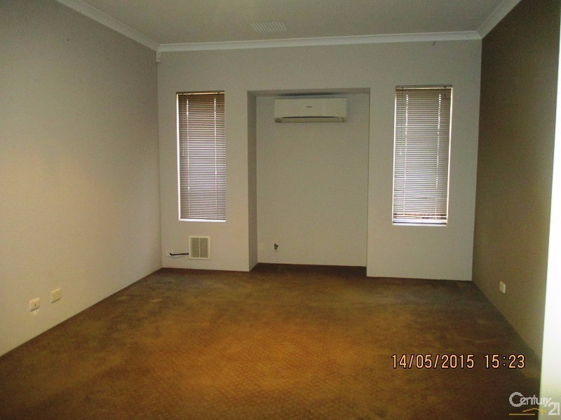 229 Peelwood Parade, Halls Head WA 6210