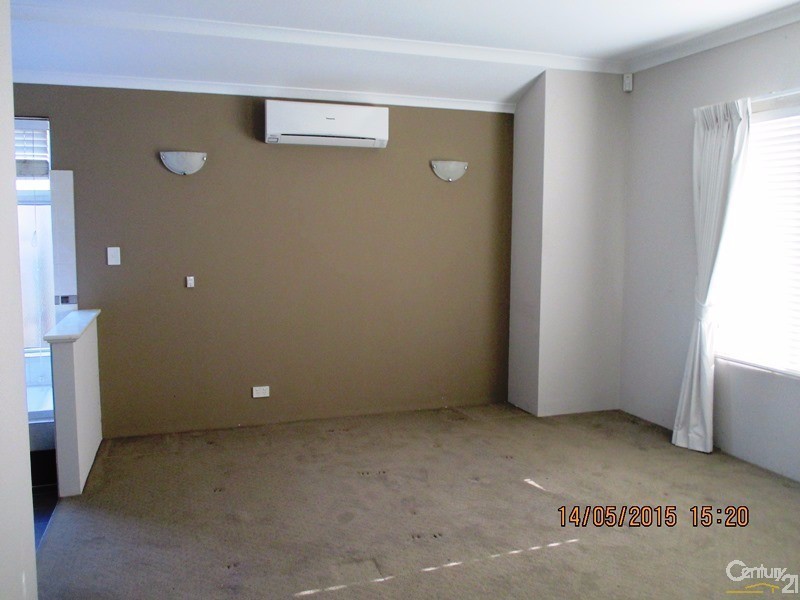 229 Peelwood Parade, Halls Head WA 6210