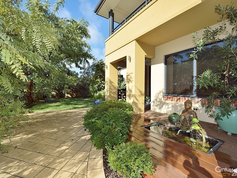 96 McLarty Road, Halls Head WA 6210