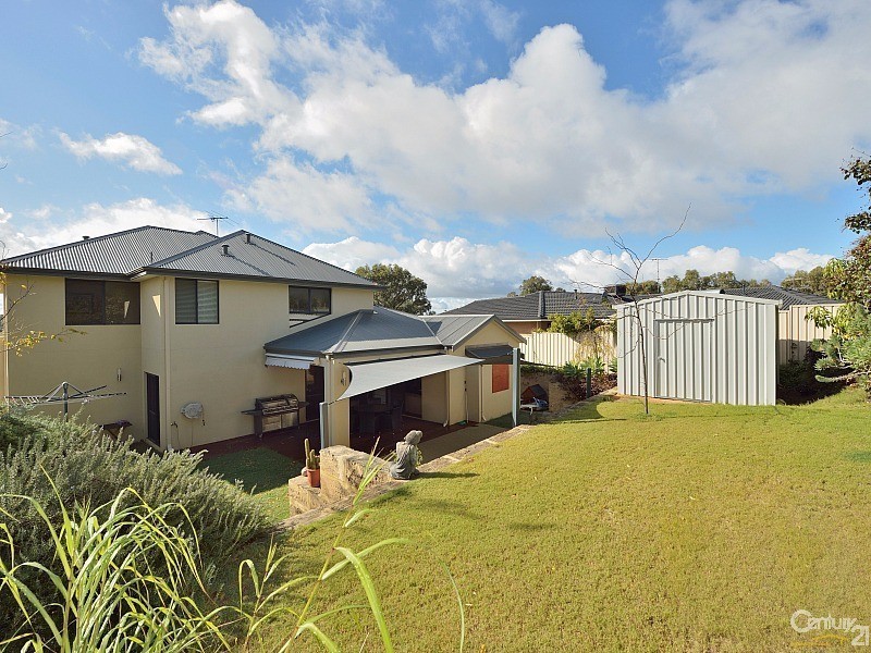 96 McLarty Road, Halls Head WA 6210