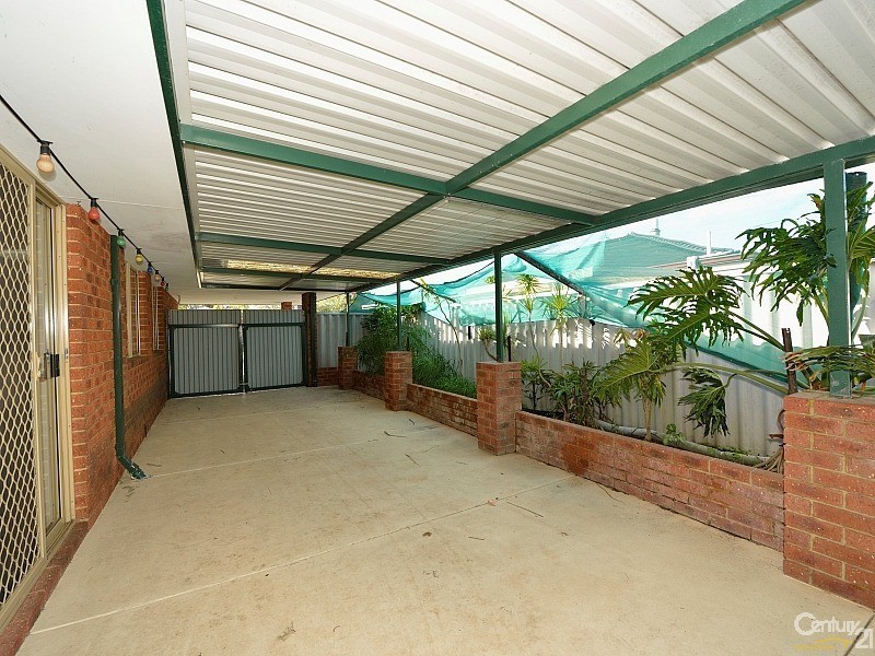 8 Nightingale Place, Greenfields WA 6210