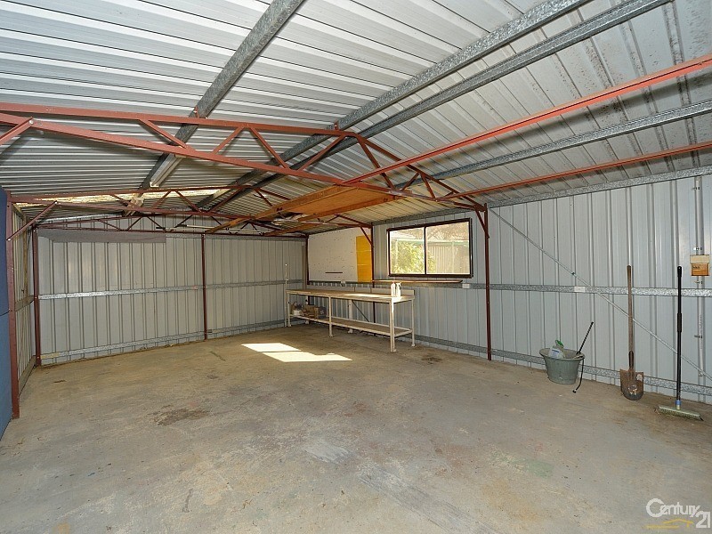8 Nightingale Place, Greenfields WA 6210