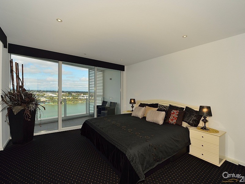 1101/3 Marco Polo Drive, Mandurah WA 6210