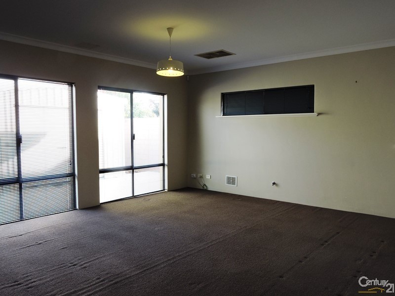 16 Walpole Way, Erskine WA 6210