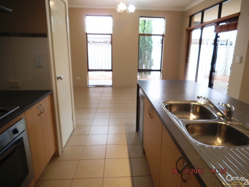 71 Nottely Crescent, Secret Harbour WA 6173