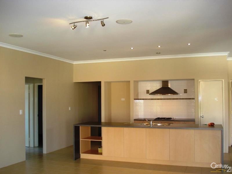 71 Nottely Crescent, Secret Harbour WA 6173