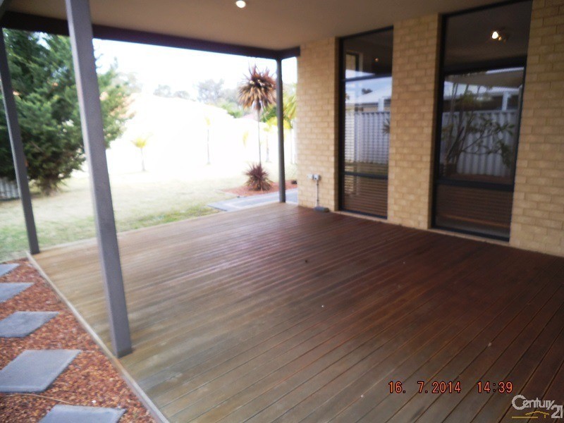 71 Nottely Crescent, Secret Harbour WA 6173
