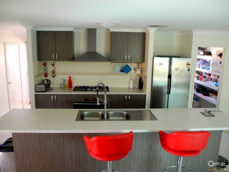 40 Eleanore Drive, Madora Bay WA 6210