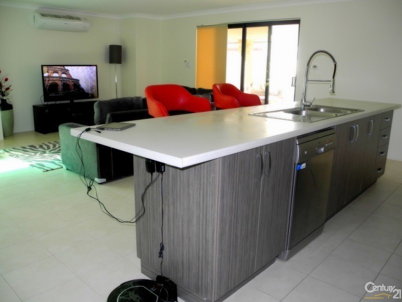 40 Eleanore Drive, Madora Bay WA 6210