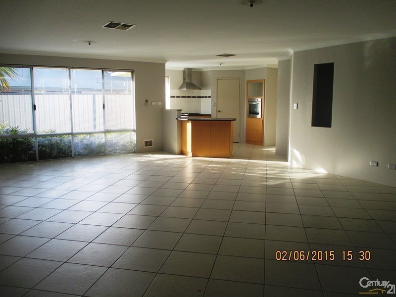 27 Brackenridge Ramble, Meadow Springs WA 6210