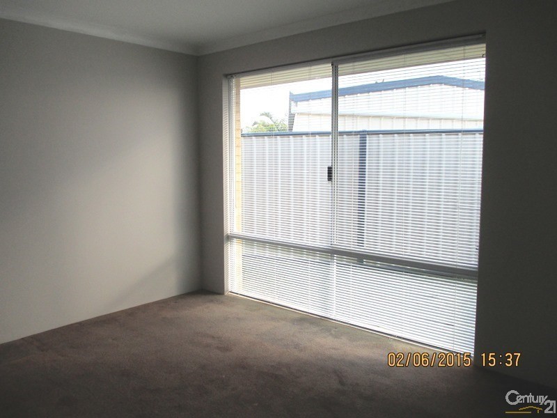 27 Brackenridge Ramble, Meadow Springs WA 6210
