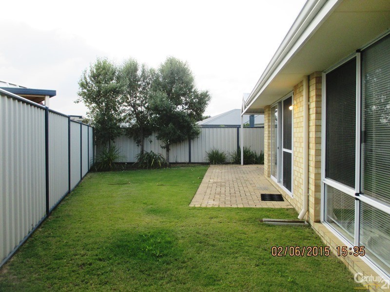 27 Brackenridge Ramble, Meadow Springs WA 6210