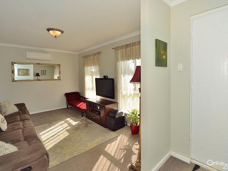 50 Luckhurst Drive, Mandurah WA 6210