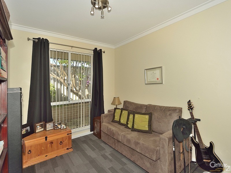 50 Luckhurst Drive, Mandurah WA 6210