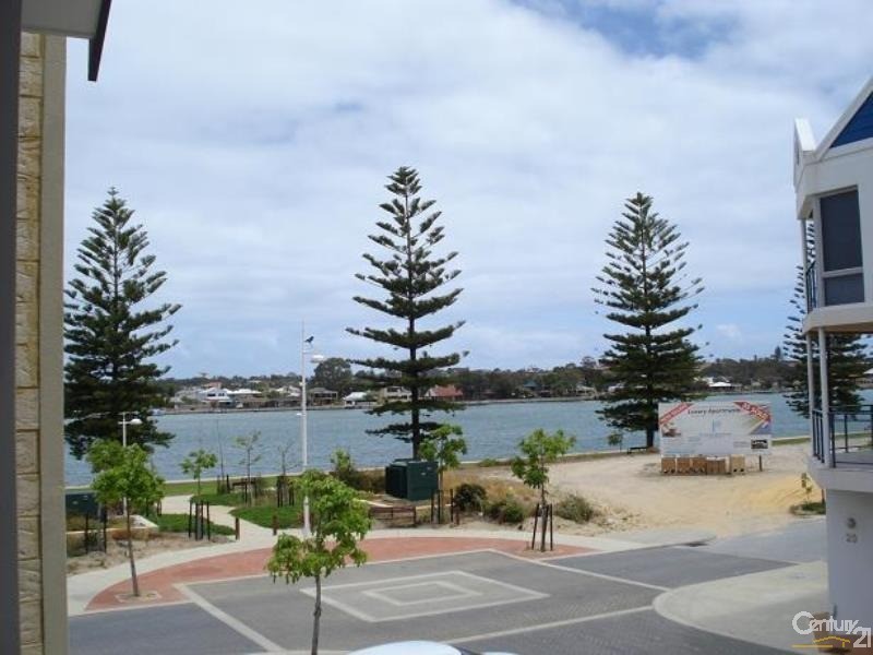 2B Treviso Mews, Mandurah WA 6210