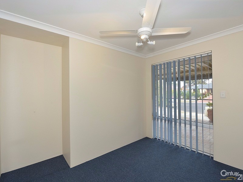 2 Flamingo Place, Greenfields WA 6210