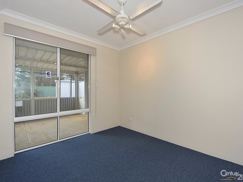 2 Flamingo Place, Greenfields WA 6210