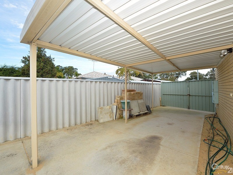 2 Flamingo Place, Greenfields WA 6210