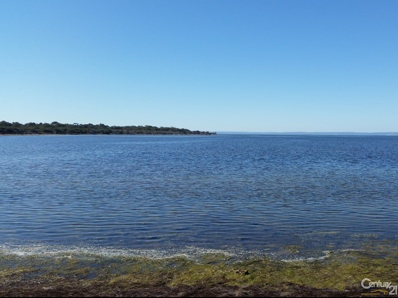 36 Bluemanna Drive, Wannanup WA 6210