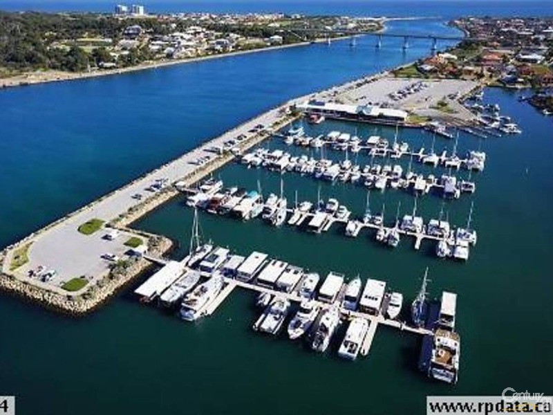 36 Bluemanna Drive, Wannanup WA 6210