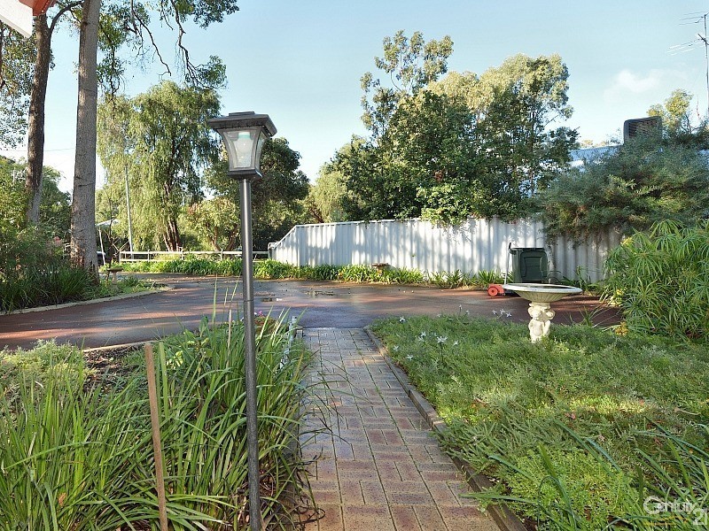 3 Redbank Rise, Greenfields WA 6210