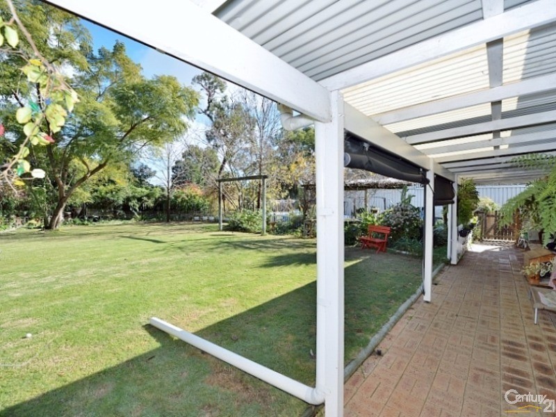 3 Redbank Rise, Greenfields WA 6210