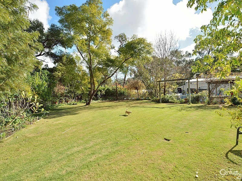 3 Redbank Rise, Greenfields WA 6210