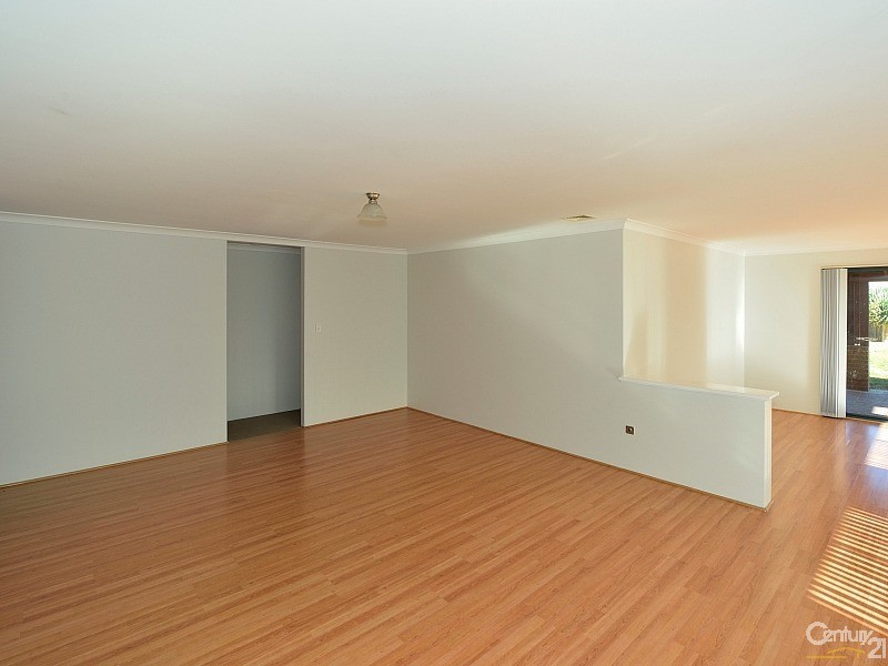 51 Pebble Beach Boulevard, Meadow Springs WA 6210