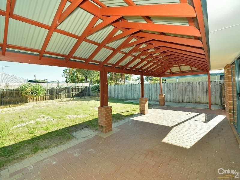 51 Pebble Beach Boulevard, Meadow Springs WA 6210