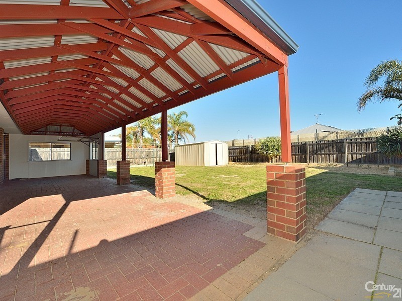 51 Pebble Beach Boulevard, Meadow Springs WA 6210