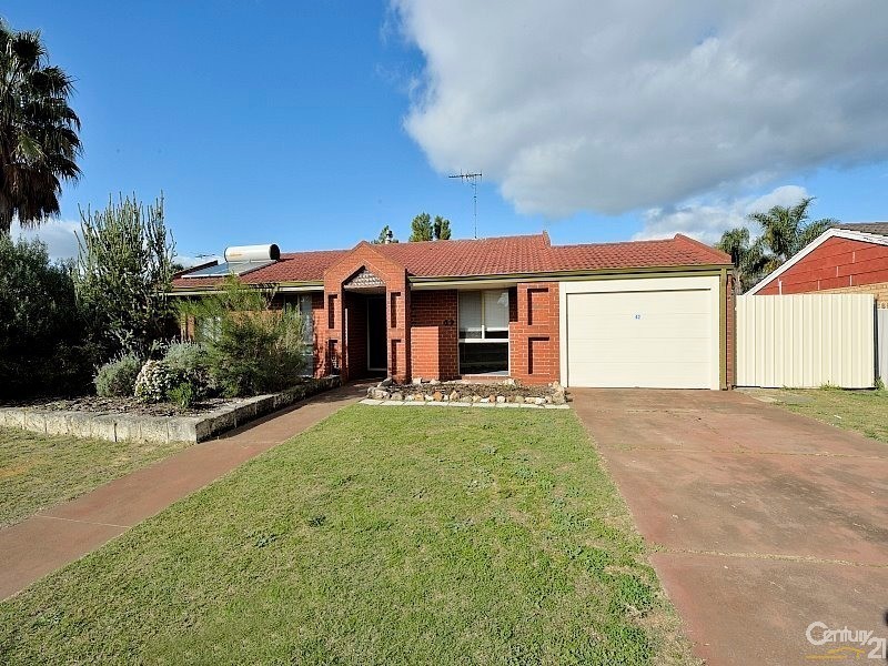 42 Cambridge Drive, Greenfields WA 6210