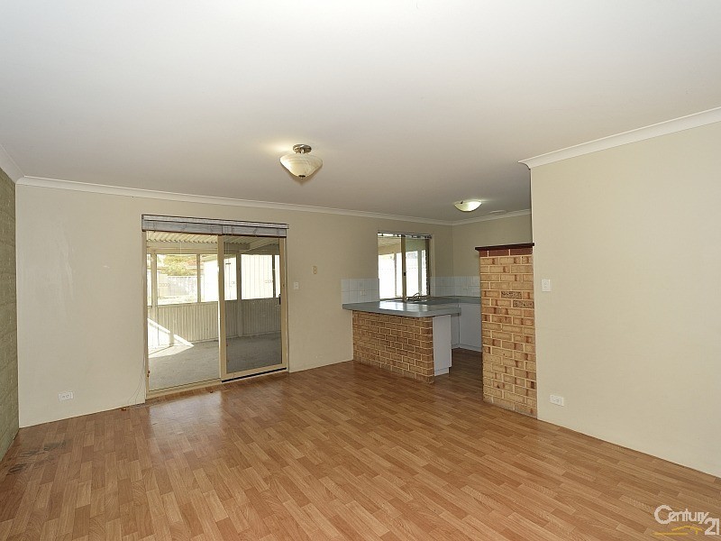 42 Cambridge Drive, Greenfields WA 6210