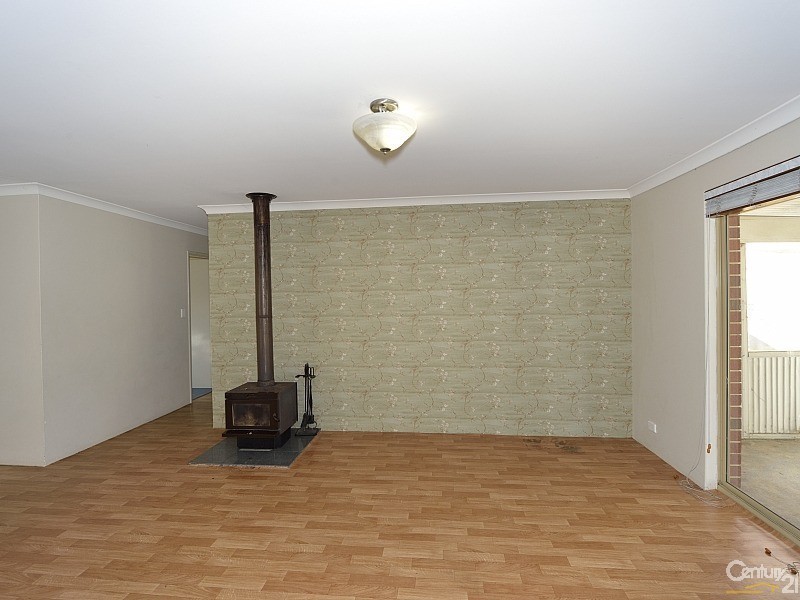 42 Cambridge Drive, Greenfields WA 6210