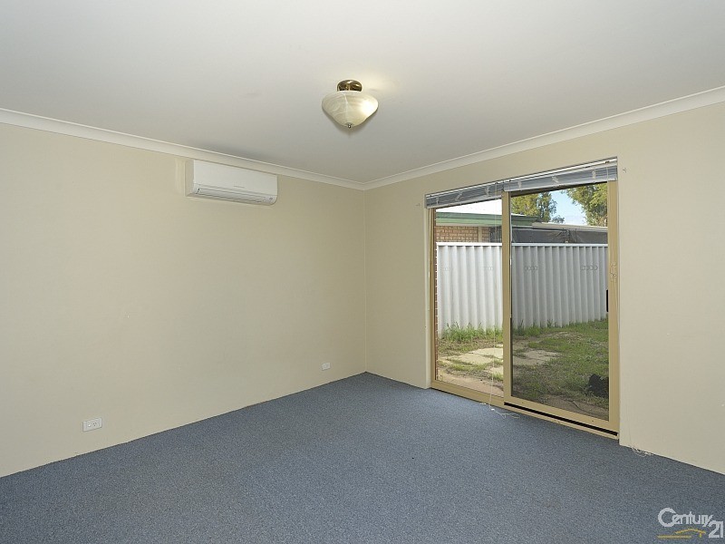 42 Cambridge Drive, Greenfields WA 6210