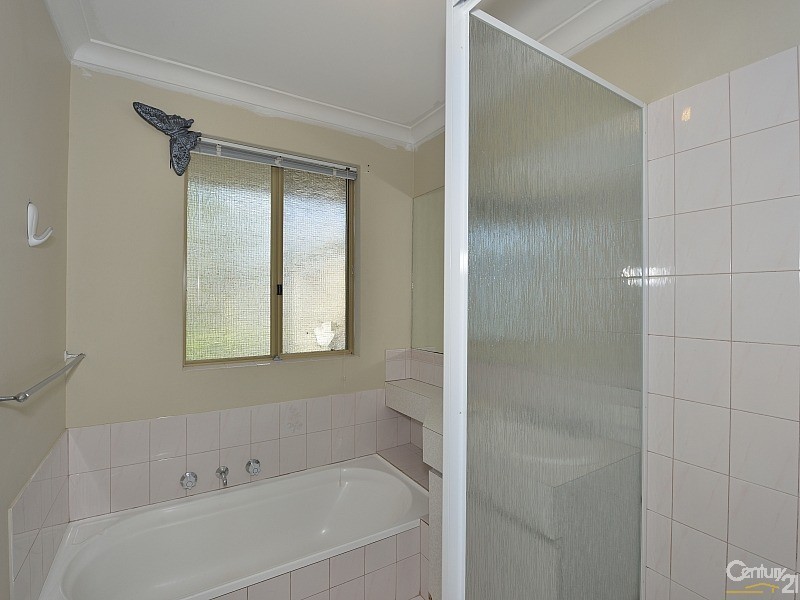 42 Cambridge Drive, Greenfields WA 6210