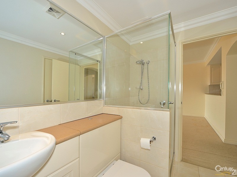 33/37 Dolphin Drive, Mandurah WA 6210