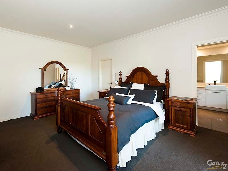 160 Pleasant Grove Circle, Falcon WA 6210