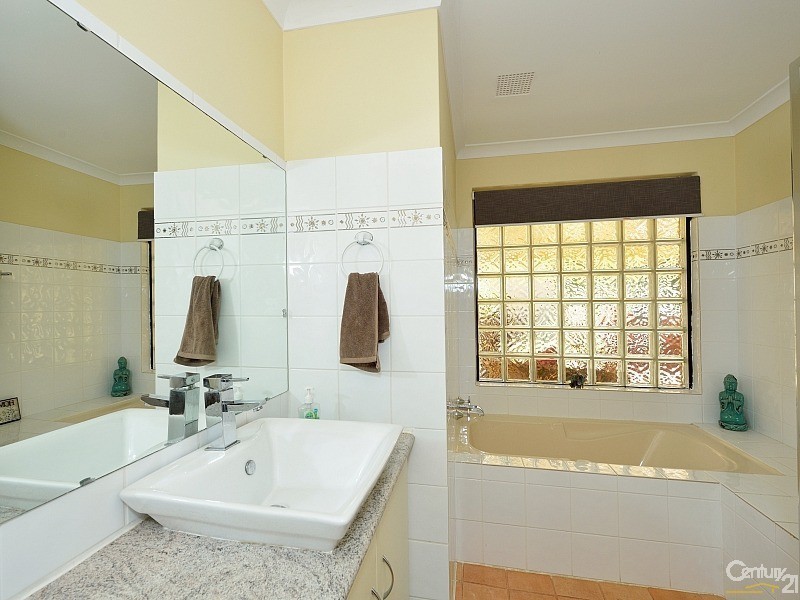 70 Hougham Road, Barragup WA 6209