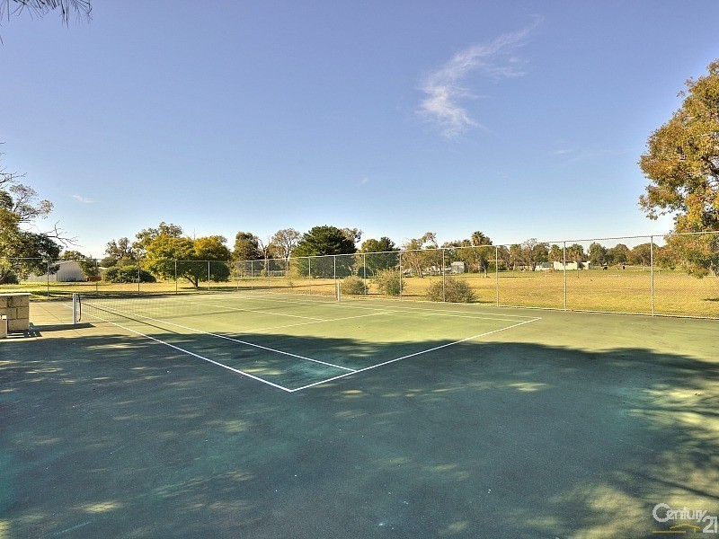 70 Hougham Road, Barragup WA 6209