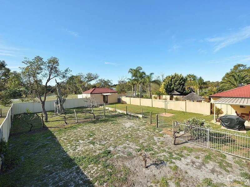 70 Hougham Road, Barragup WA 6209