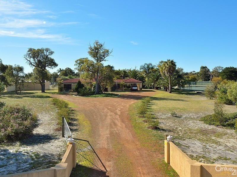 70 Hougham Road, Barragup WA 6209