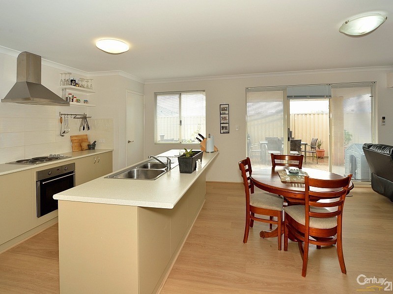 11 Gibbs Circuit, Ravenswood WA 6208