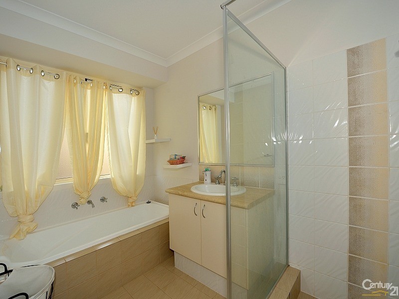 11 Gibbs Circuit, Ravenswood WA 6208