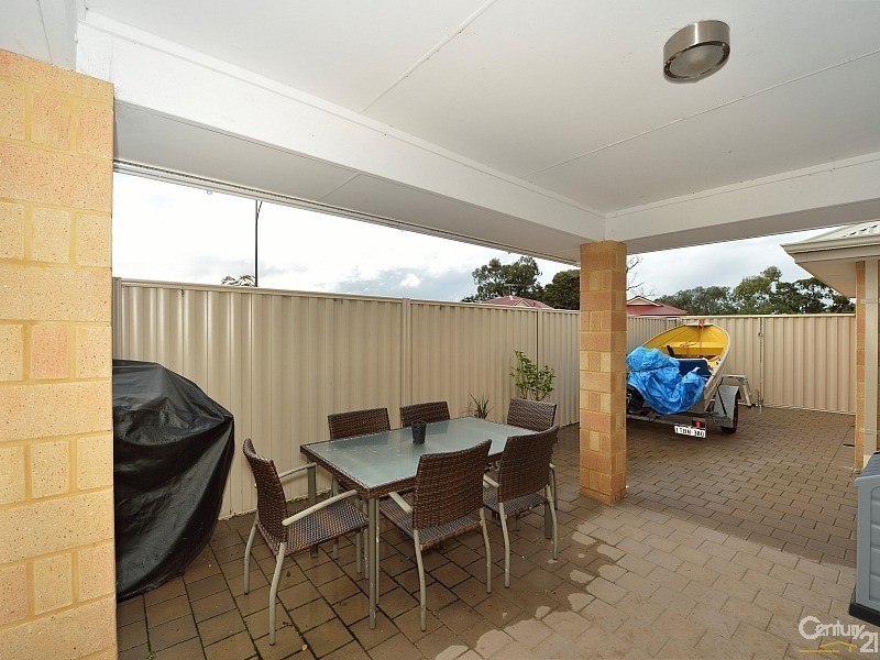 11 Gibbs Circuit, Ravenswood WA 6208