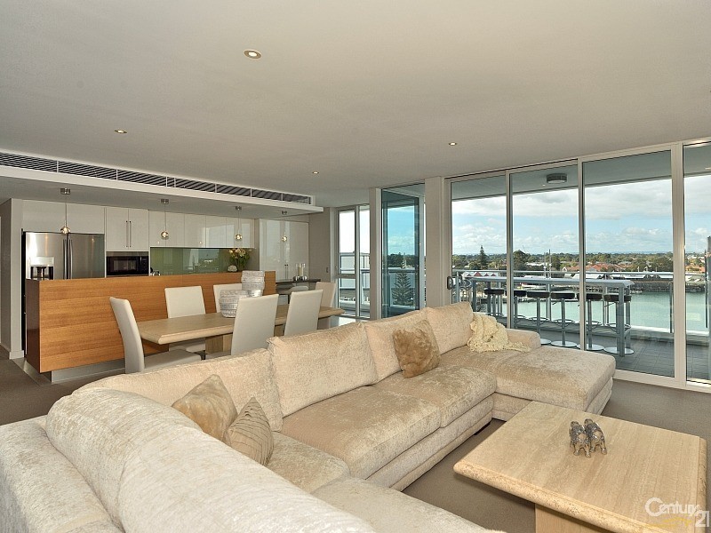 605/1 Marco Polo Drive, Mandurah WA 6210