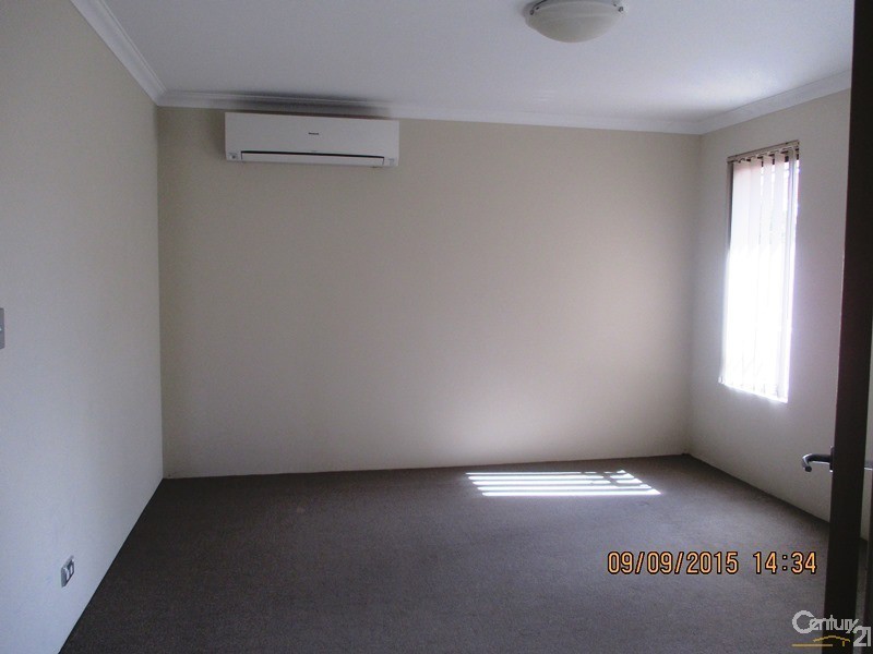 22 Wuraling Pass, Wannanup WA 6210